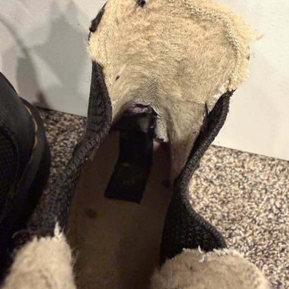 Doc martens faux fur lined platform Black boots size 5 - Picture 6 of 9